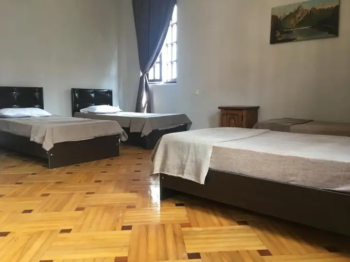 Батуми: Denizs House