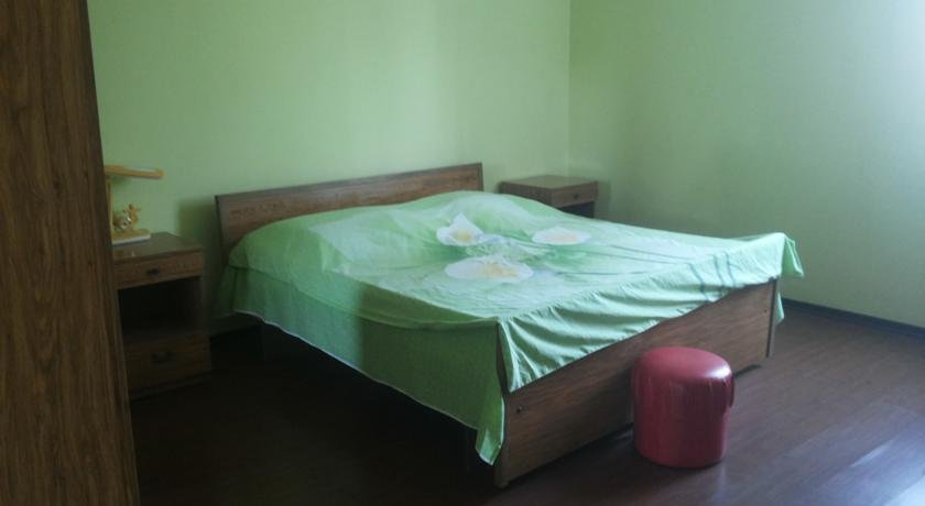 Батуми: Marinas Guest House