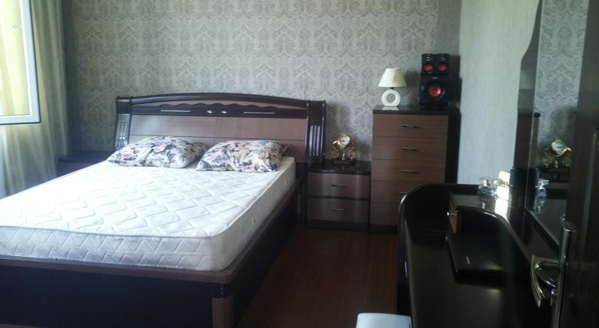 Батуми: Marinas Guest House