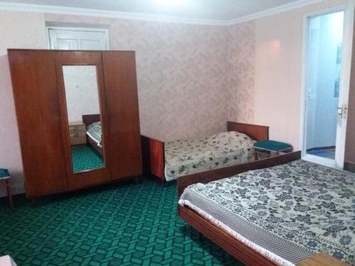 Батуми: Gulnara Guest House