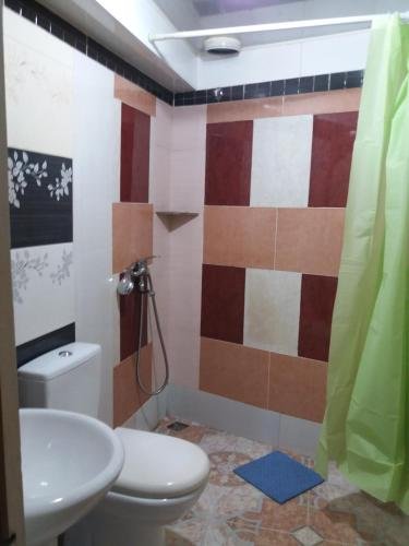 Батуми: Gulnara Guest House