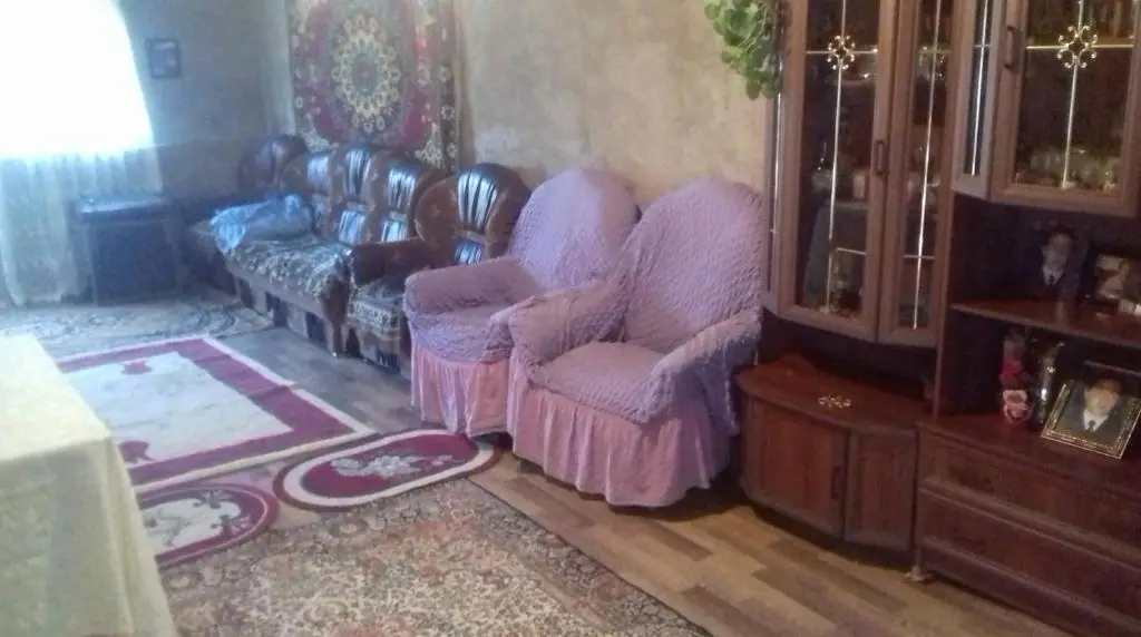 Батуми: Gaastevi Dom Garax