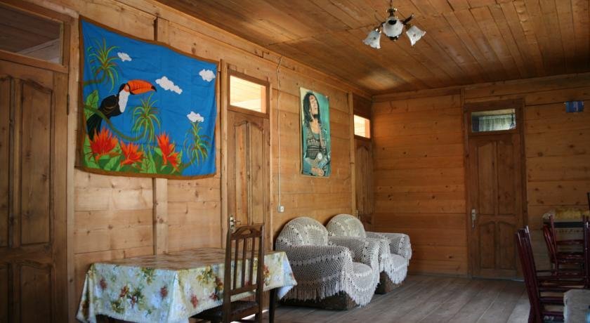 Батуми: Reggae Hostel Gonio