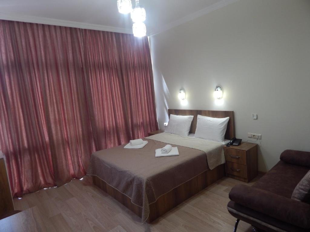 Батуми: Hotel Belugo