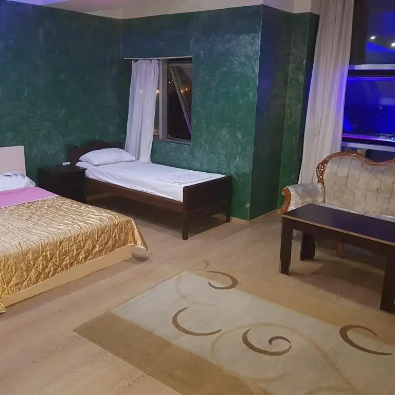 Батуми: Star Hotel