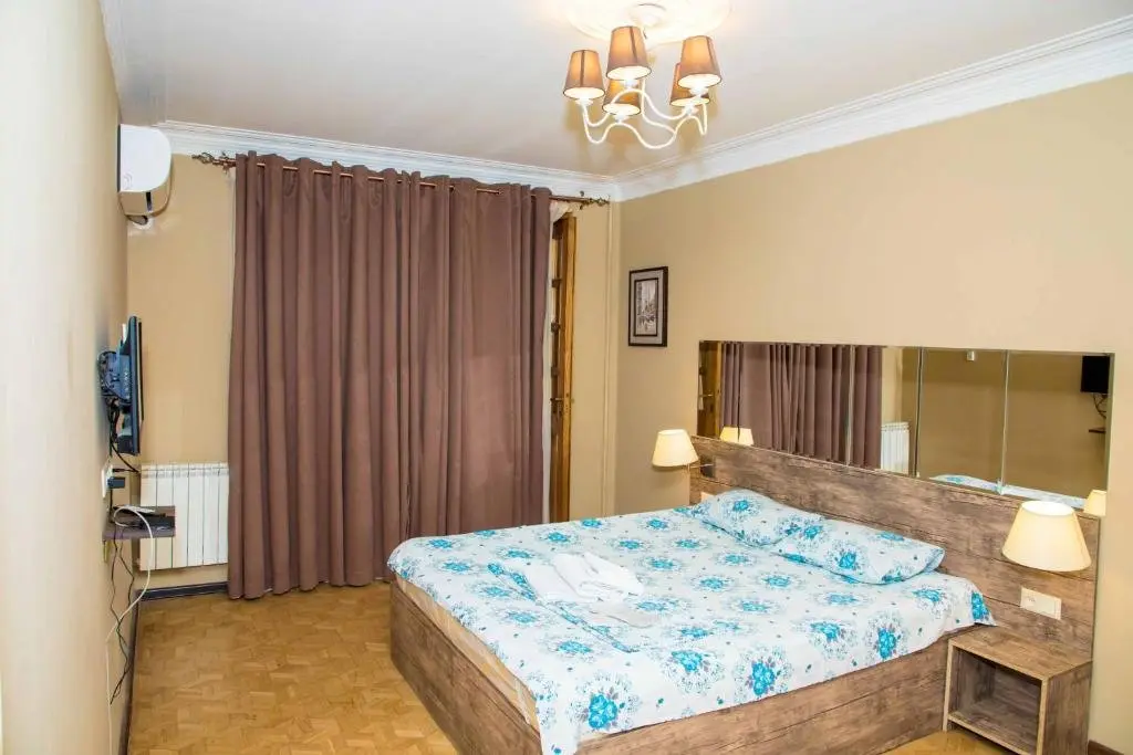 Тбилиси: MyRooms Mitskevich Apartments