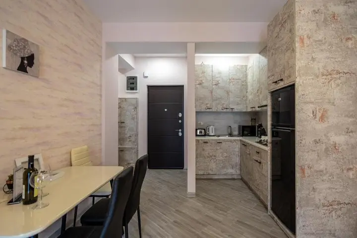 Тбилиси: Round Garden Apartments