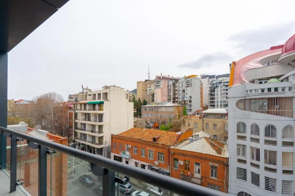 Тбилиси: Round Garden Apartments
