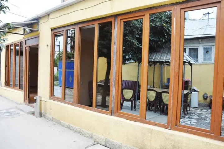 Тбилиси: Nukiss Hostel