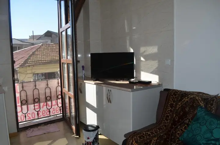 Батуми: Khatuna's apartment on Gamsakhurdia Street