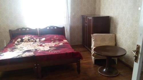 Кварели: Guest House Ana