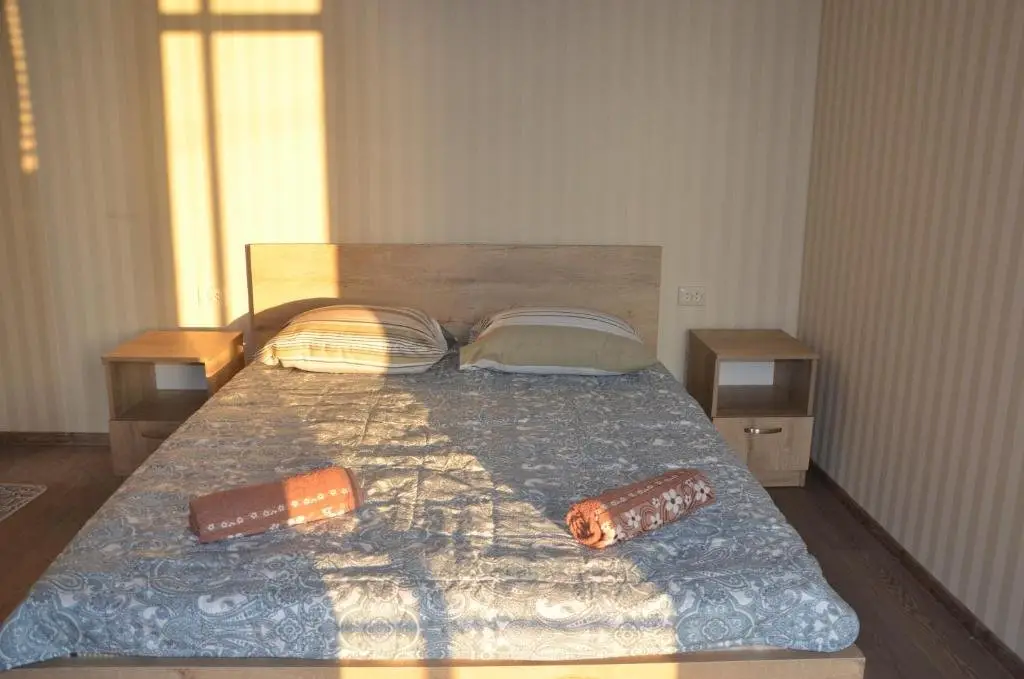 Батуми: Pavillion Guest House