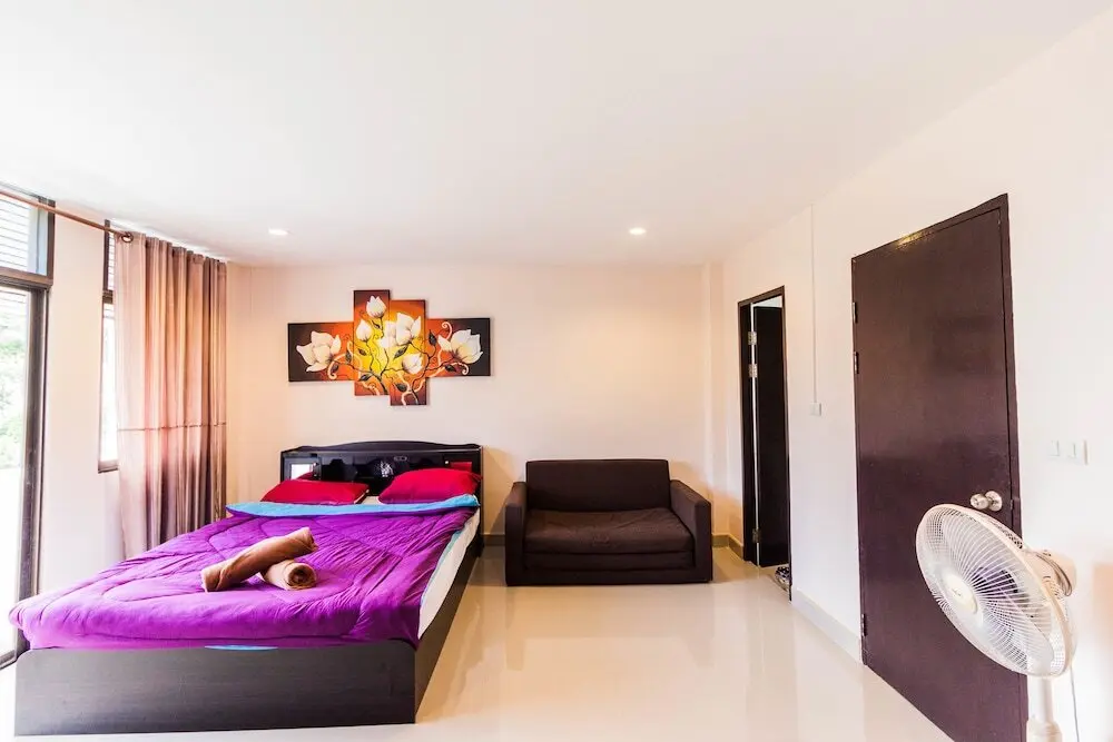 Паттайя: Pratumnak Town Villa By Pattaya Sunny