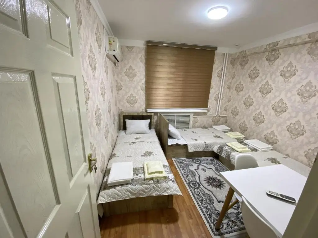 Ташкент: Hostel Na Bobura