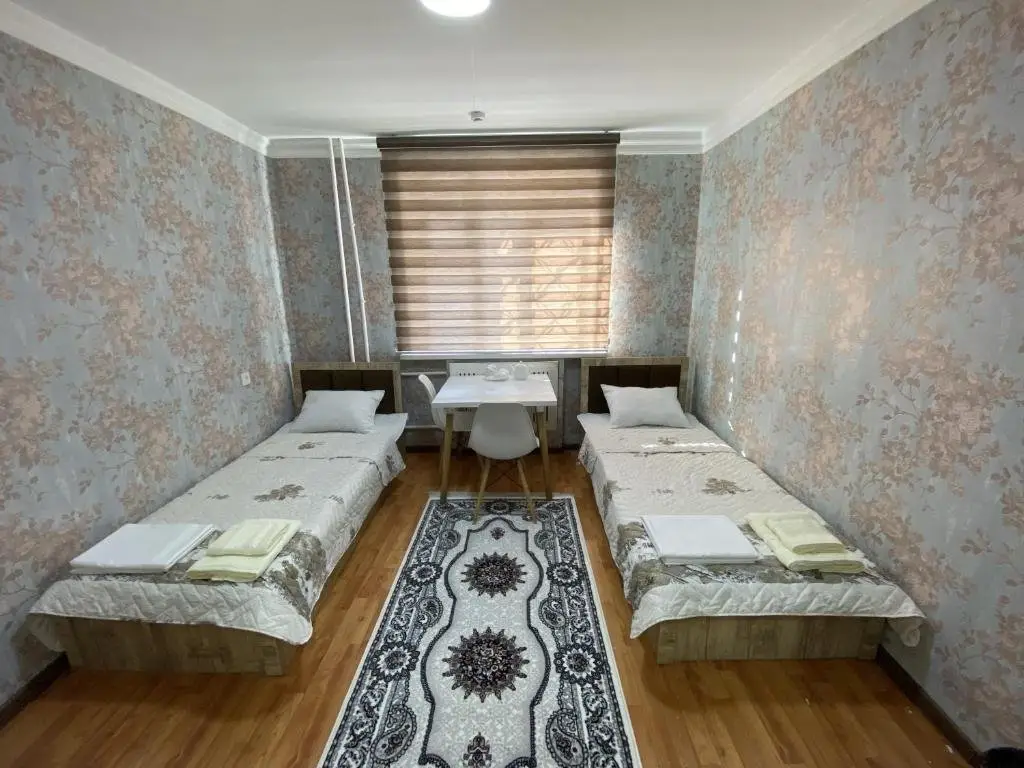 Ташкент: Hostel Na Bobura