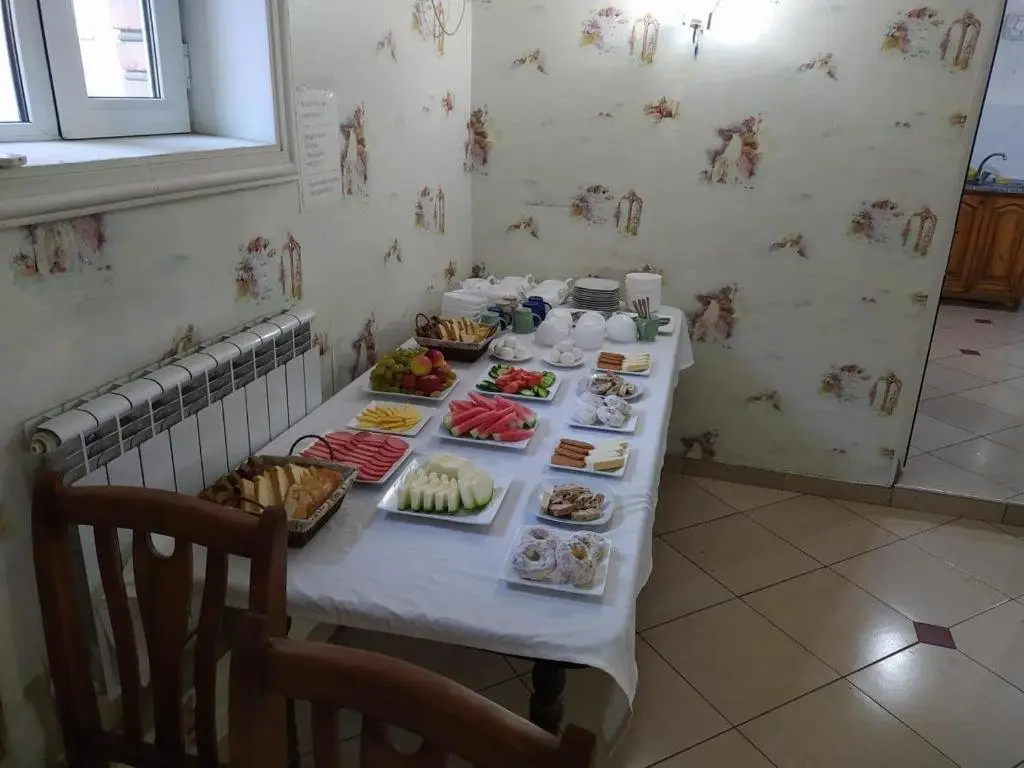 Ташкент: Hotel Globus Avenue