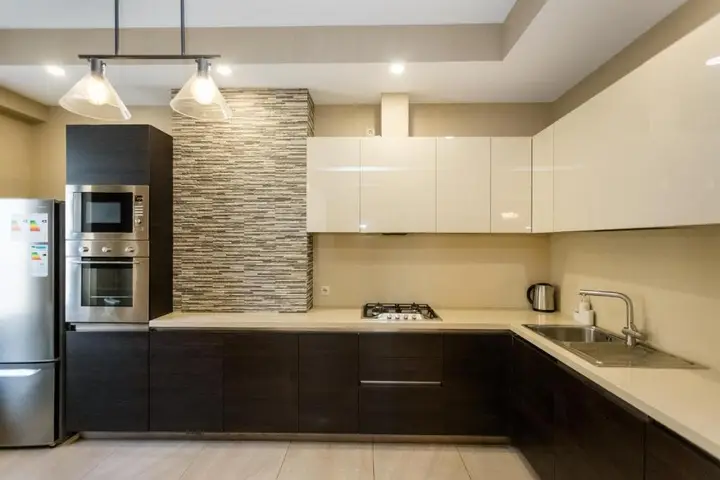 Тбилиси: Central Cosy 5BD-5BATH Apartment