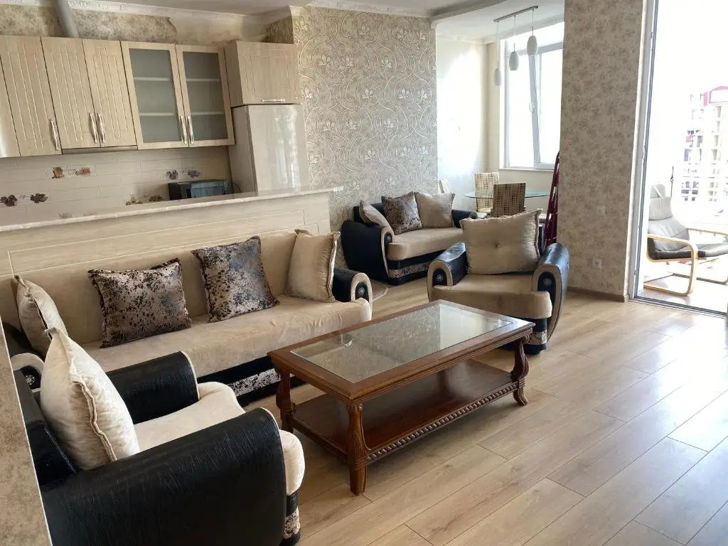 Батуми: Apartament - KAMELIA 96