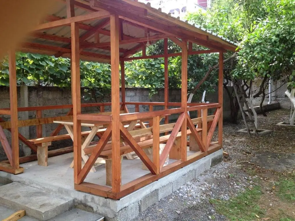 Батуми: Mari Guest House