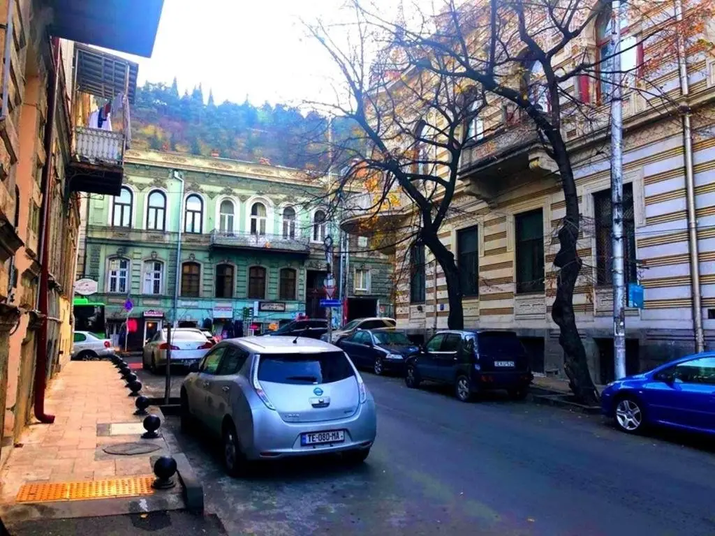 Тбилиси: Old Tbilisi N&M