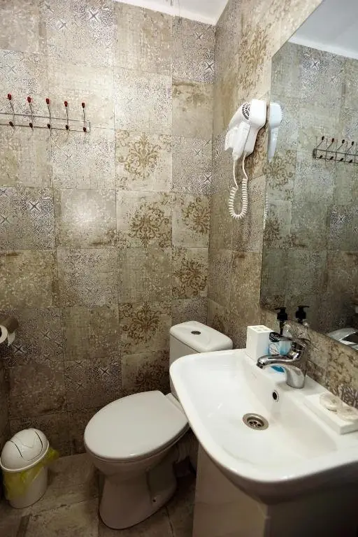 Тбилиси: Family Apartment In Avlabari