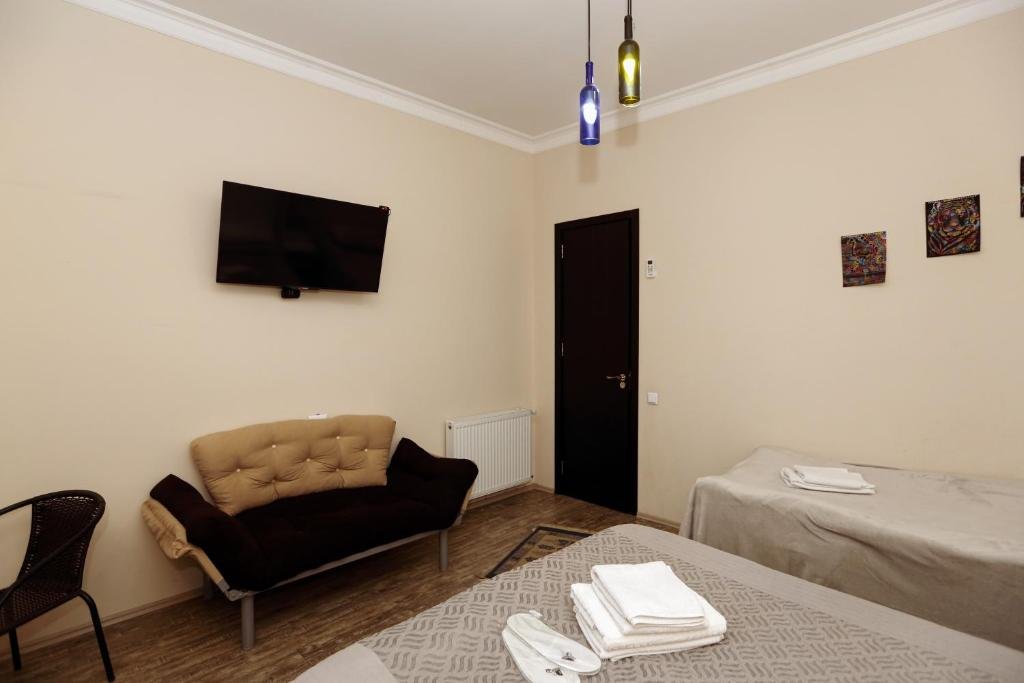 Тбилиси: Family Apartment In Avlabari