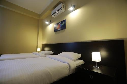 Тбилиси: Green Point Hotel