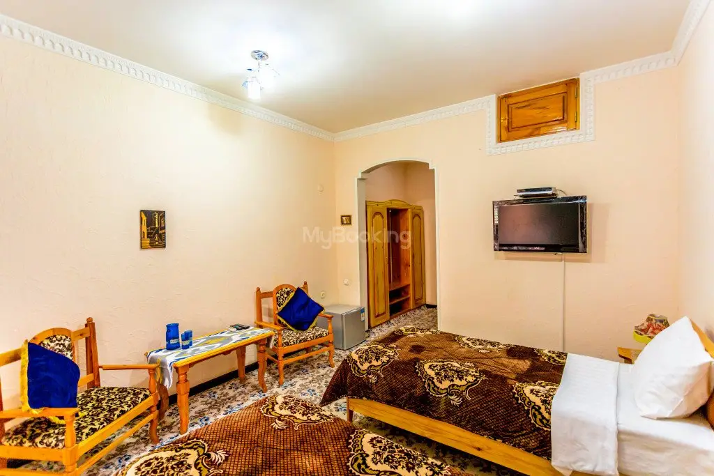 Бухара: Olmos Hotel