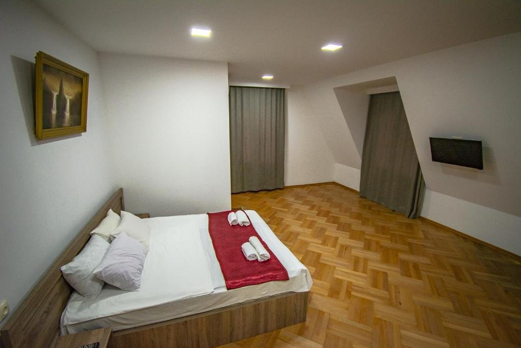 Батуми: NaNa's Guesthouse