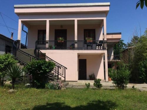 Кобулети: Marinas Guesthouse