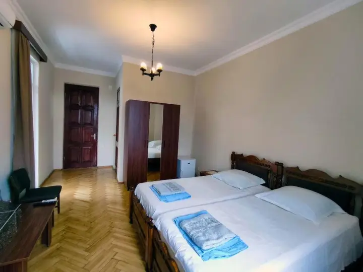 Кобулети: Guesthouse White Swan