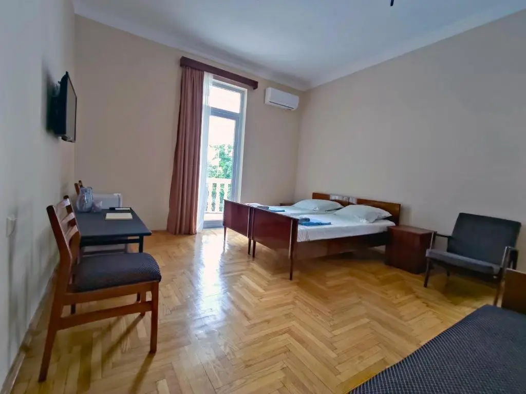 Кобулети: Guesthouse White Swan
