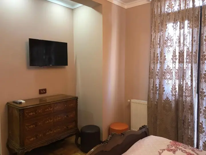 Кобулети: Villa NiNo