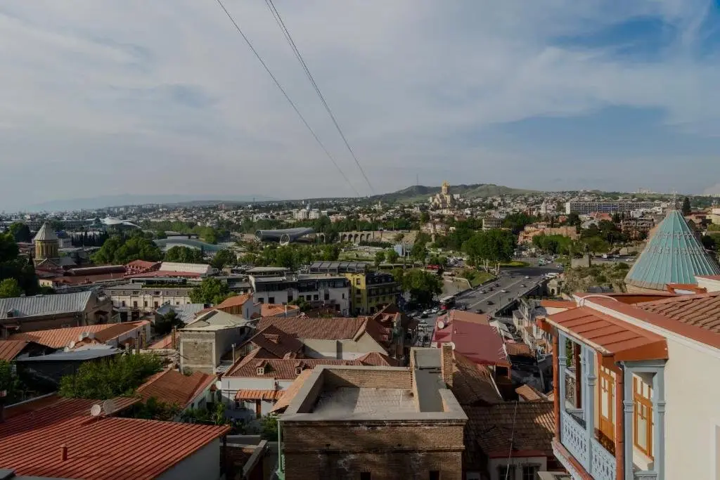 Тбилиси: New apartment with amazing views in Old Tbilisi