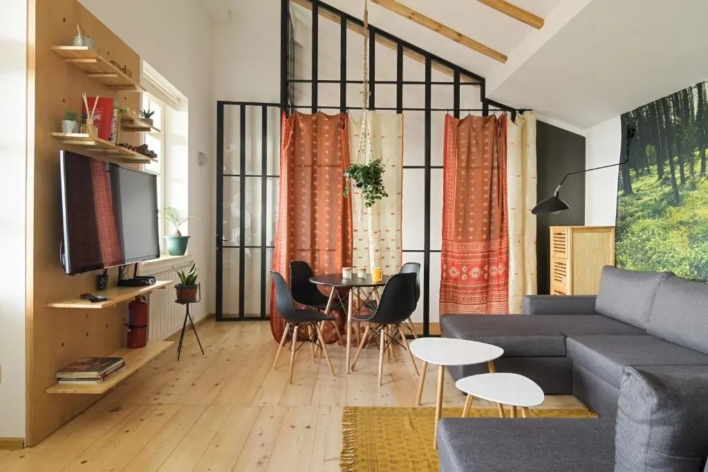 Тбилиси: New apartment with amazing views in Old Tbilisi