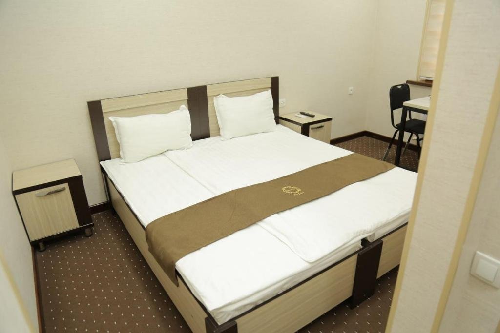 Ташкент: Premium Hotel 777