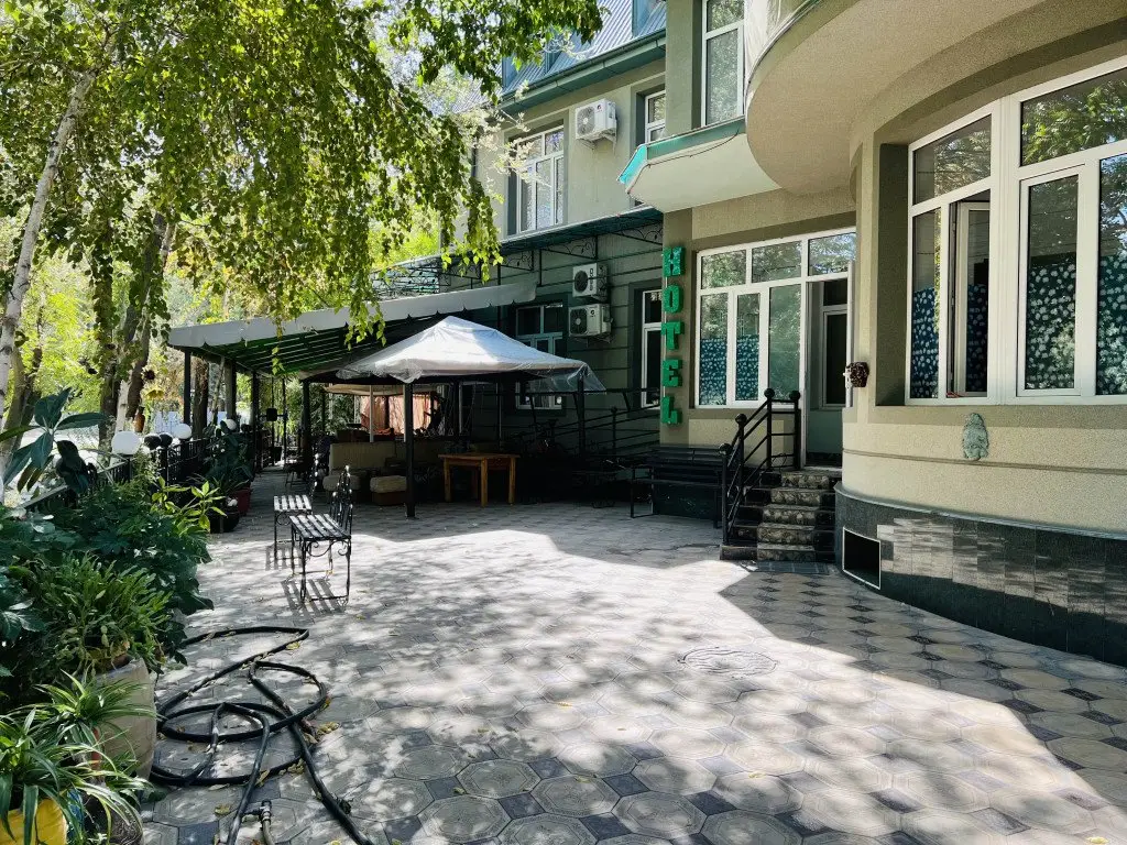 Ташкент: Riverside Hotel