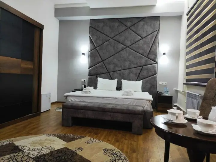 Ташкент: Profi-Inn Hotel
