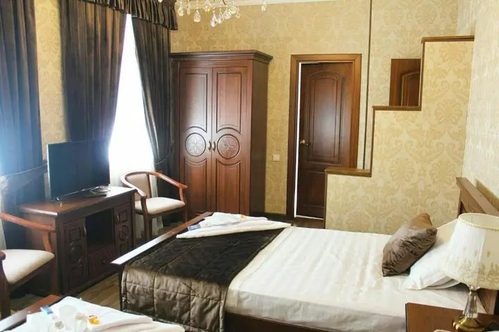 Ташкент: Ridvan Plaza Hotel