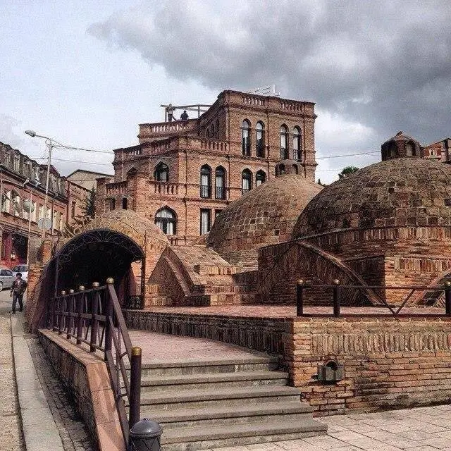 Тбилиси: Nutsa's Apartment in old Tbilisi