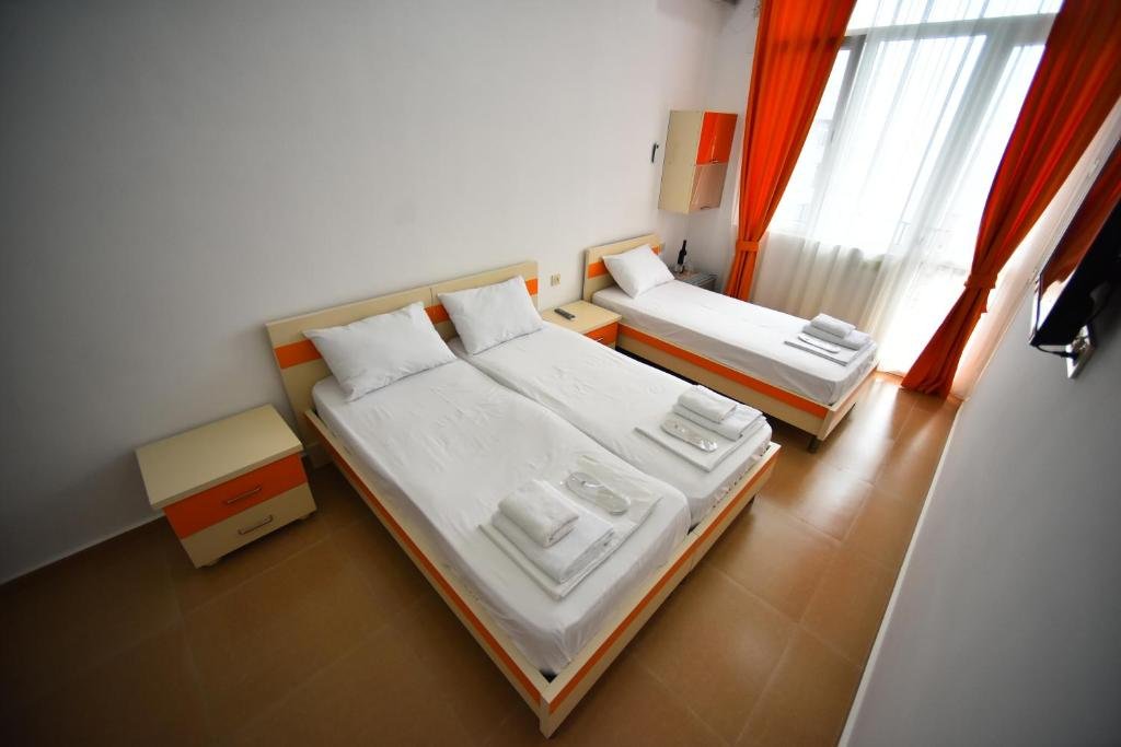 Батуми: Orange Home Hotel