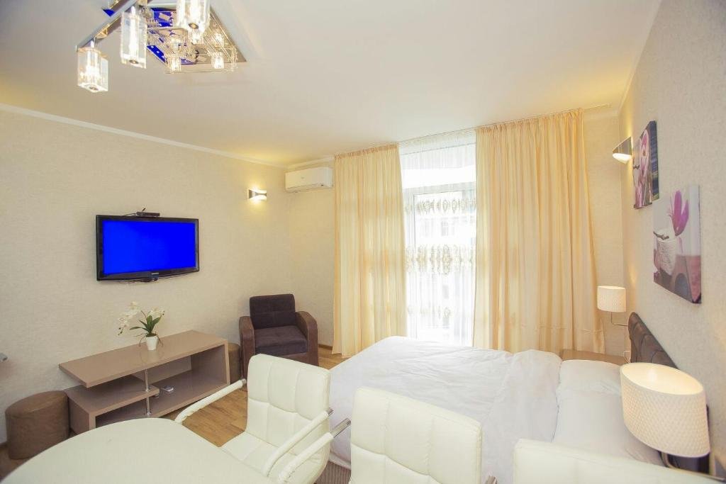 Батуми: Luxury Inn Orbi