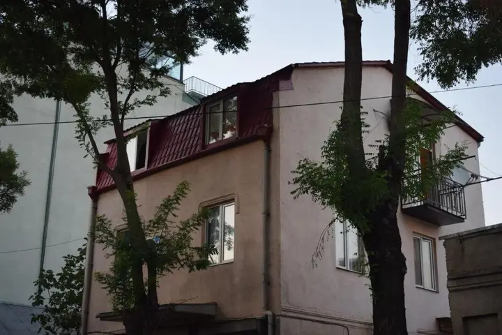 Тбилиси: Rose House