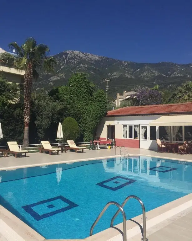 Фетхие: Malibu Apartments Restaurant