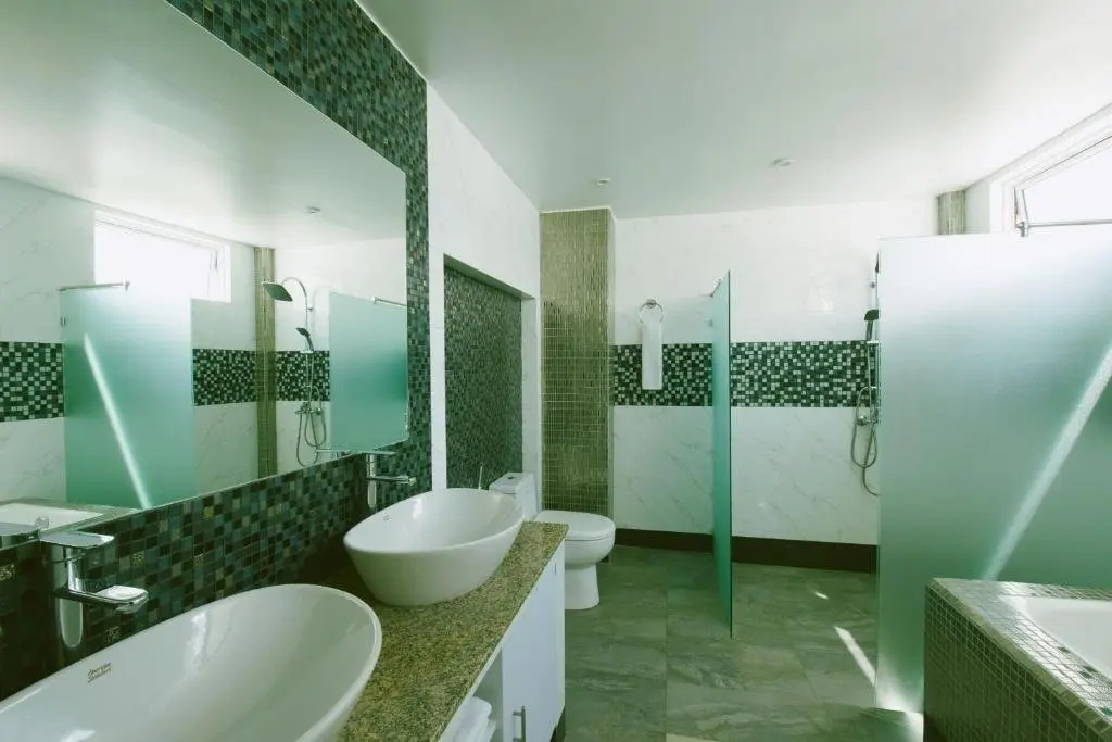 Северный атолл Мале: NB Grand Hotel