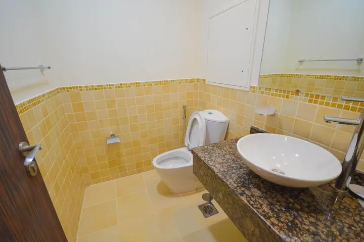 Дубай: Hometown Apartments Spacious & Elegantly Furnished