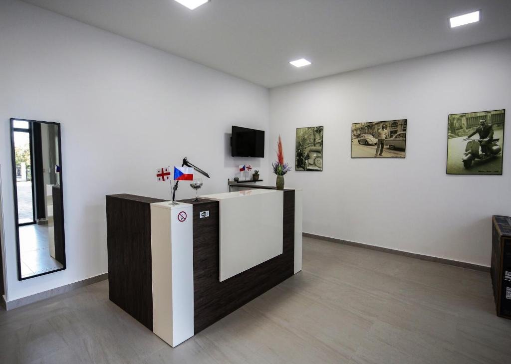 Зугдиди: Guest House Prague