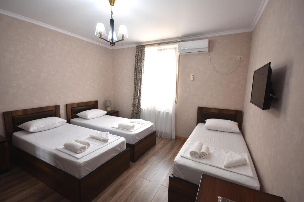 Зугдиди: Hotel Sokhumi