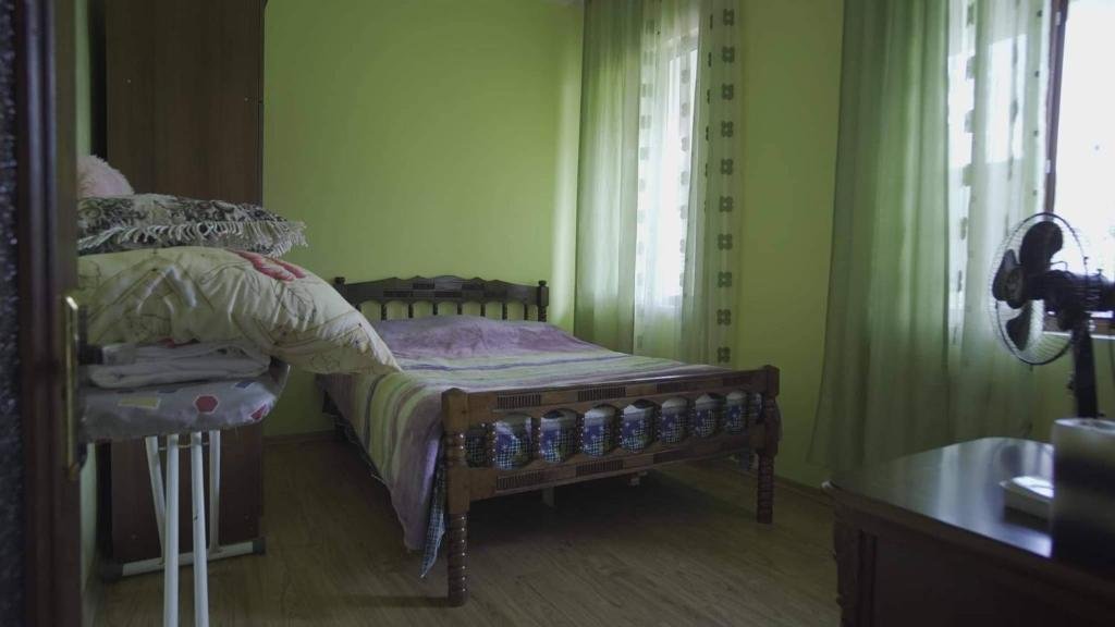 Букнари: Guets house Chakvi