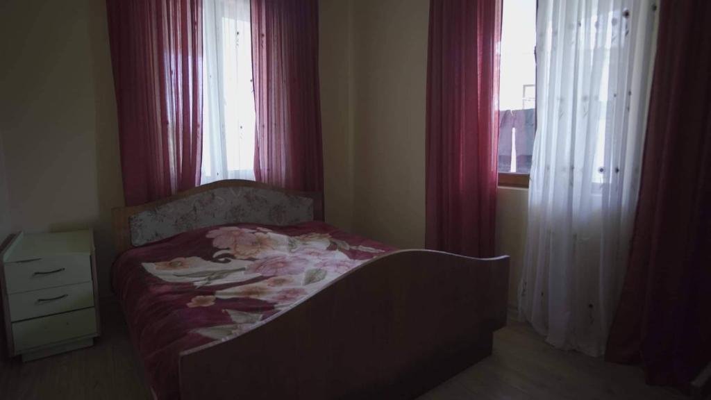 Букнари: Guets house Chakvi